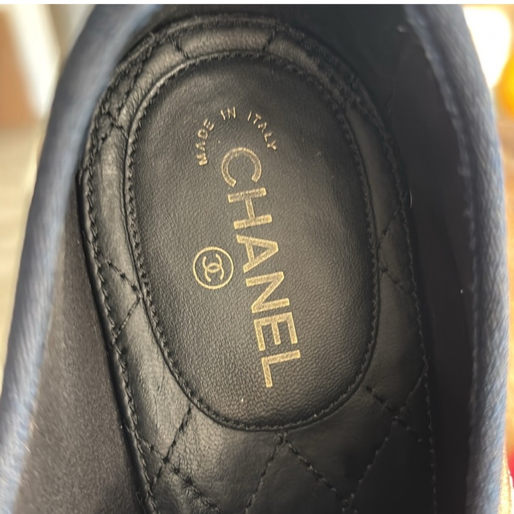 Chanel Oxford Shoes - Picture 4 of 7